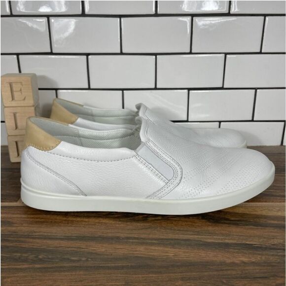 Ecco Leisure Womens Size 40/9.5, White Perforated Leather - Picture 5 of 14